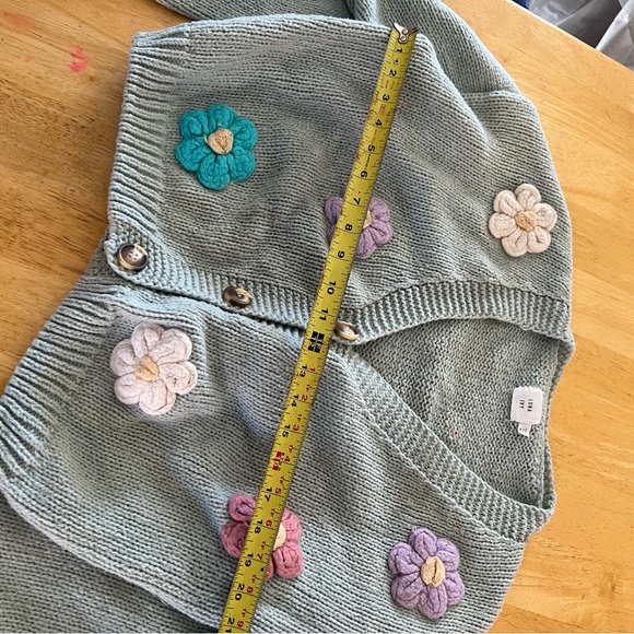 LUNA IVY Floral Embroidered Mint Green Sweater - Picture 5 of 10